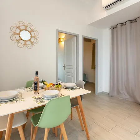 Mon Reve, Cabanon Les Pieds Dans L'eau A La Madrague, Confortable Et Lumineux Ferienhaus